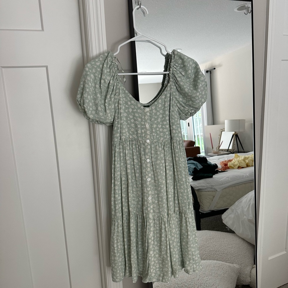 Floral Summer Dress, light green color